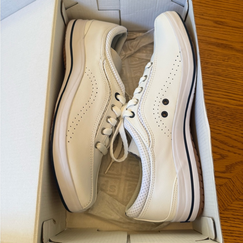 Keds Spirit Ubal White Sneakers Size 9 - Picture 6 of 11